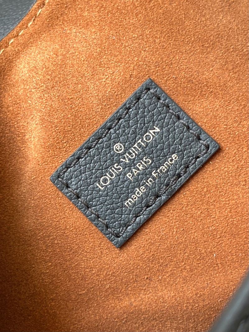 Louis Vuitton Hobo Bags